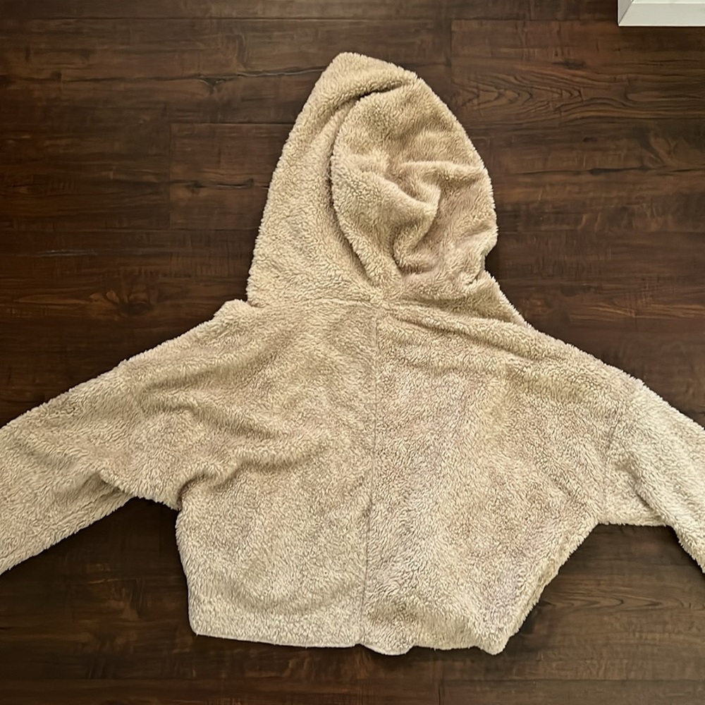 Cropped Teddy Jacket - Picture 5 of 6